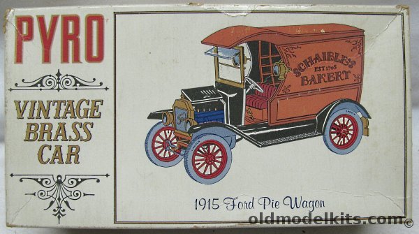 Pyro 1/32 1915 Ford Pie Wagon Model T- Commerical Body  Bagged, C459 plastic model kit